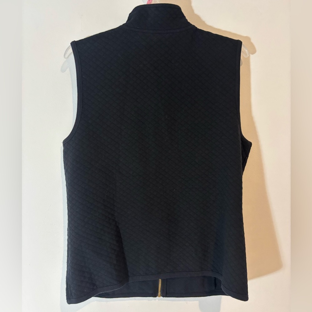 Karen Scott Sport Women’s Medium Black Quilted Vest with Gold Zipper Pockets - Picture 4 of 6